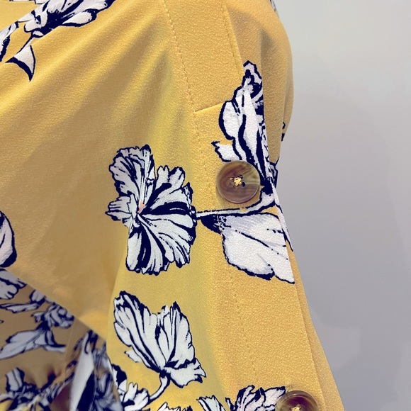 Yellow Dress with Floral Print - Picture 3 of 4